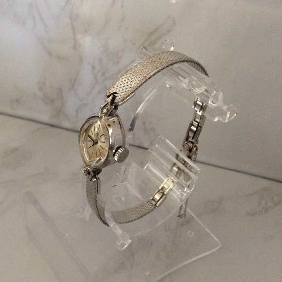 Tissot Vintage Ladies Watch - Picture 6 of 11